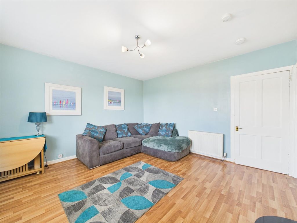 Property photo 3 of 14 Cam03782G0-Pr0296-Still012_Alt.Jpg