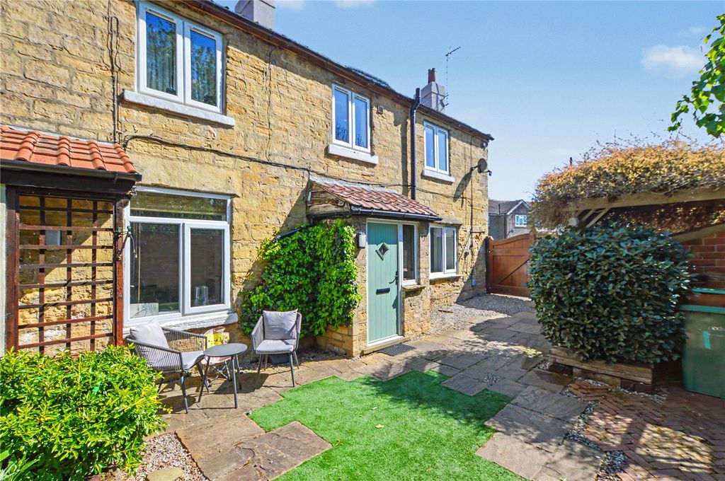 Property photo 1 of 14 Picture No. 33
