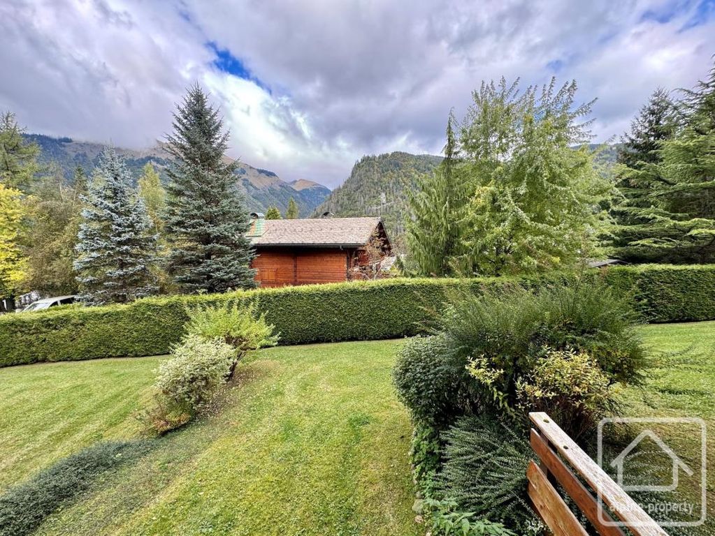Property photo 3 of 11