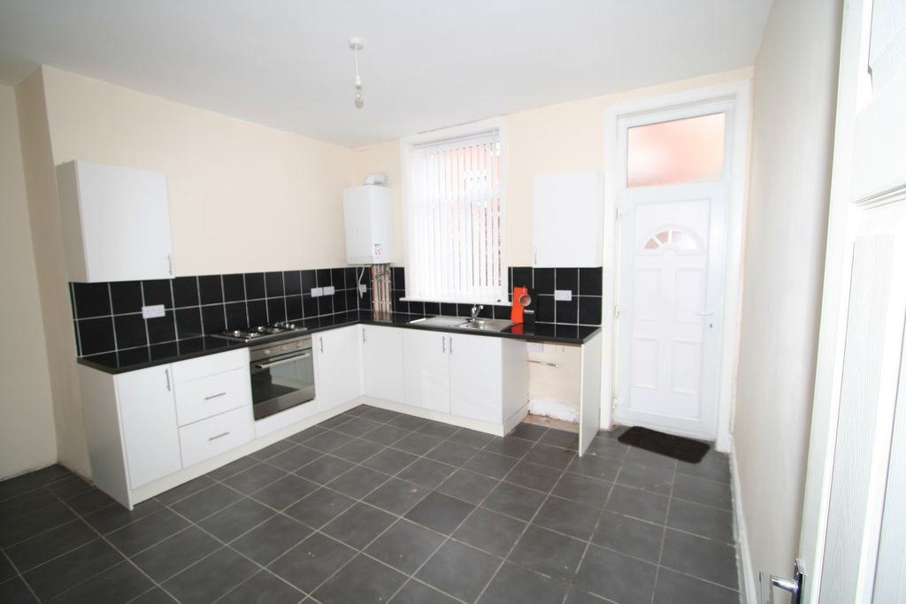 Property photo 3 of 8