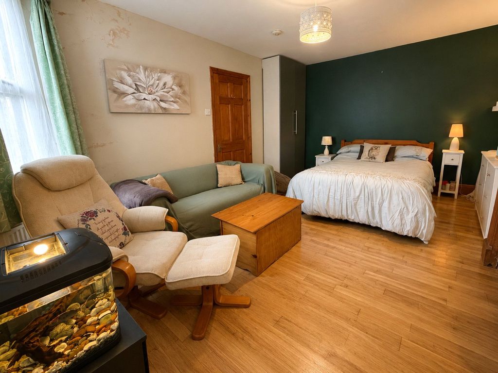 Additional image 27 of 5 bed semi-detached house for saleCharles Street, Milford Haven, Pembrokeshire SA73