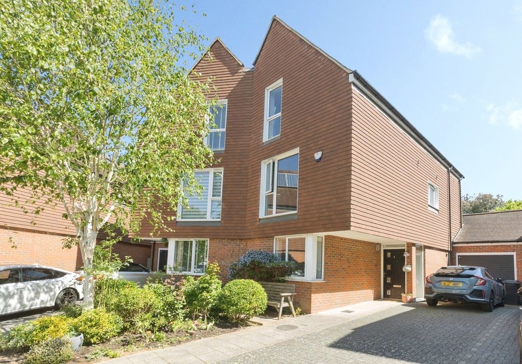Property photo 1 of 19 Picture No. 22