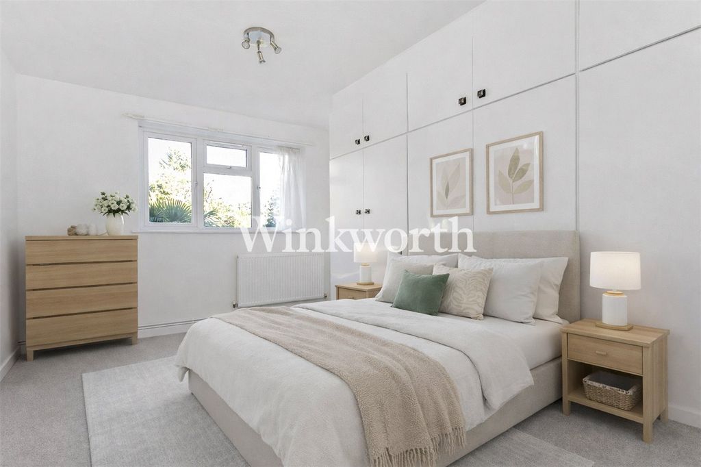 Property photo 3 of 17 Ai Bedroom