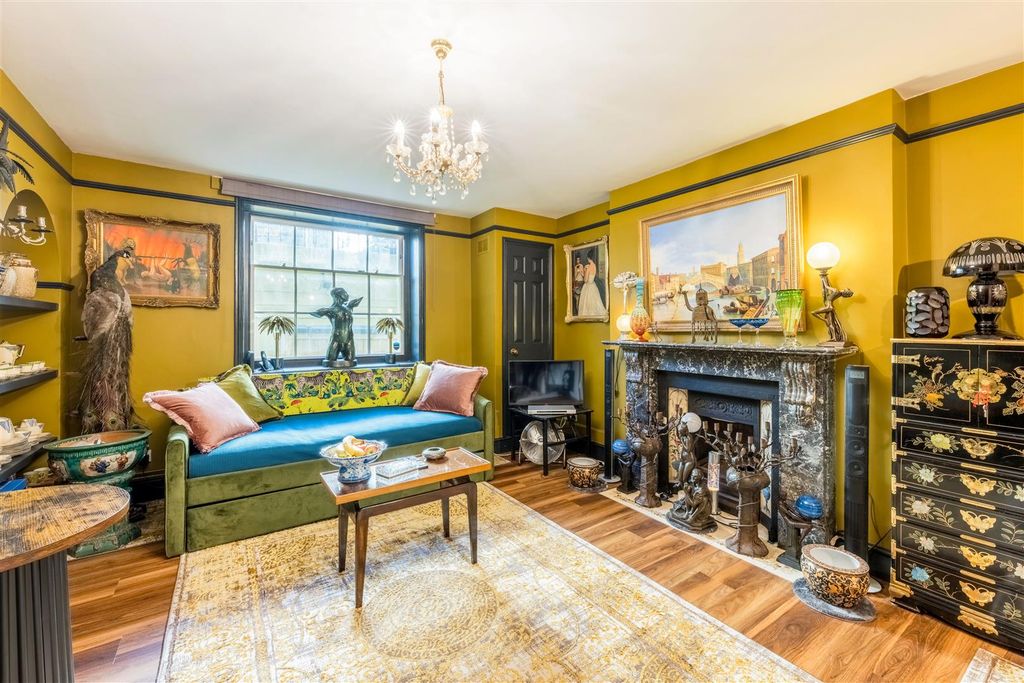 Property photo 2 of 18 1A, 32 Brunswick Terrace-5.Jpg