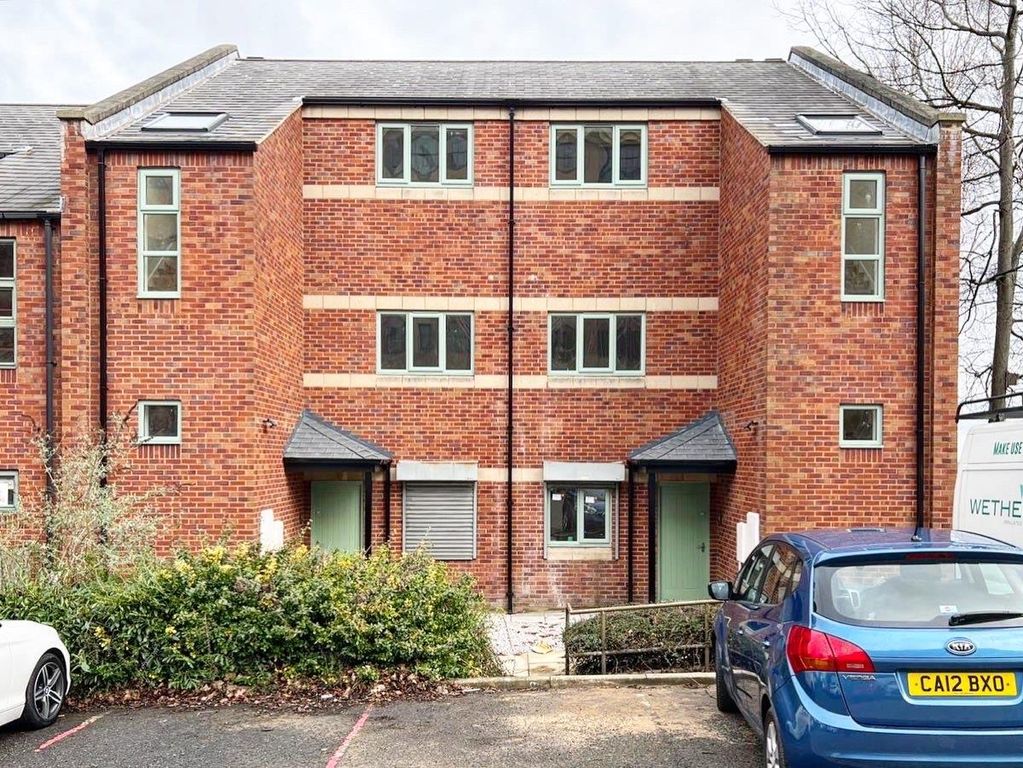 Property photo 1 of 9 1D6375C4-F0C9-47Ef-8B56-358Ff2007C1A.Jpg