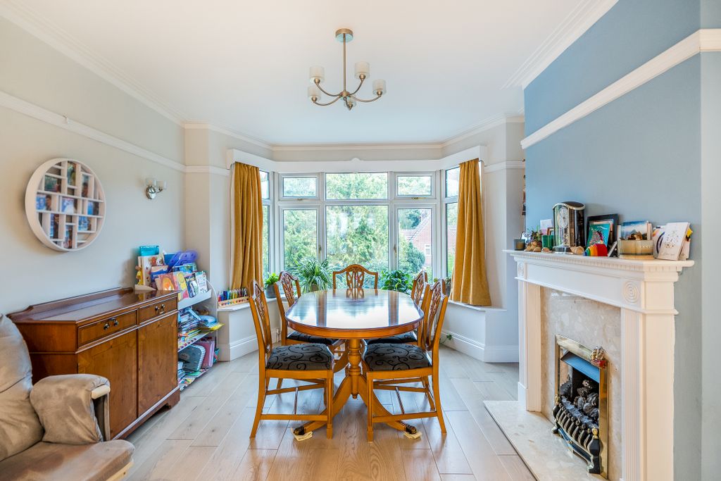 Property photo 3 of 21