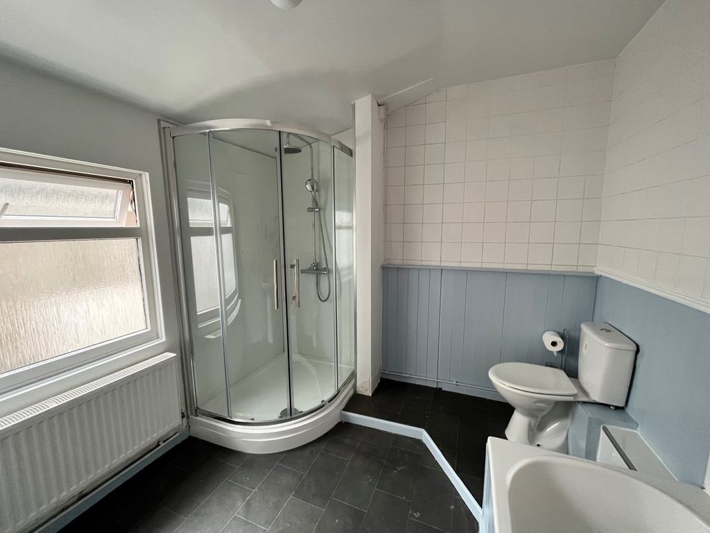 Property photo 3 of 18 Gallery