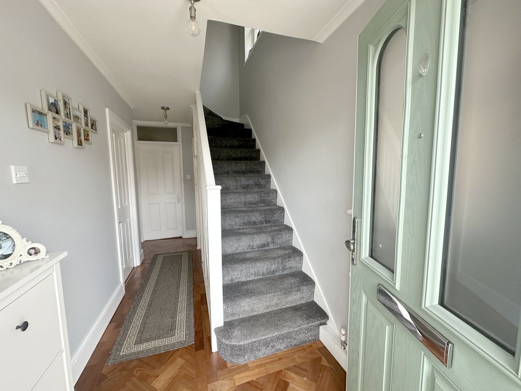 Property photo 2 of 24 Hallway