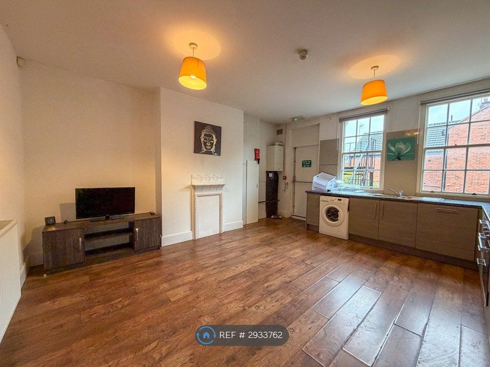 Property photo 3 of 19
