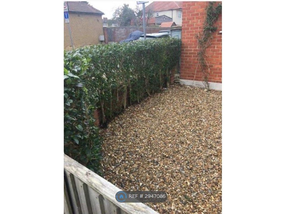 Property photo 1 of 22 Front Garden