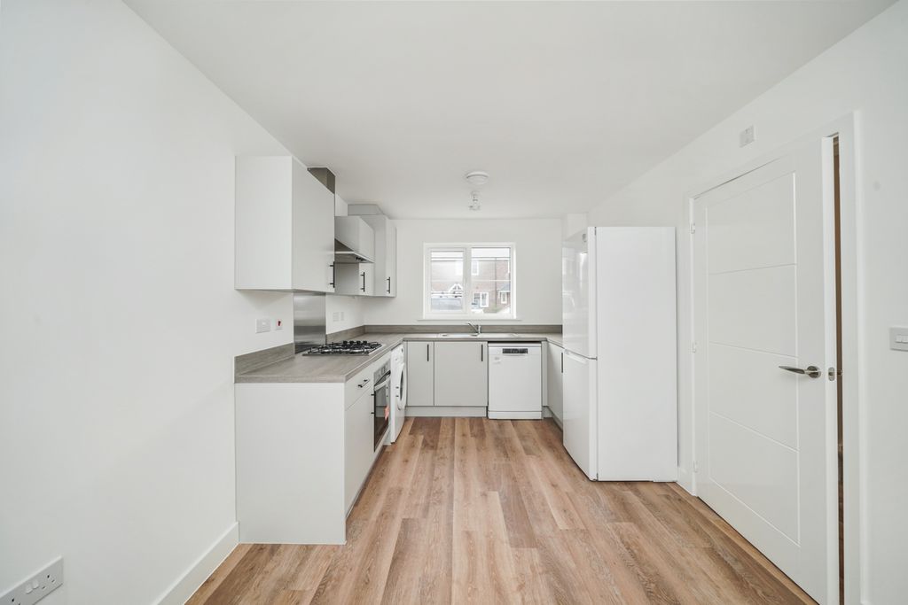 Property photo 2 of 16 20251023051606_Exeter-146-Of-351_Augsc