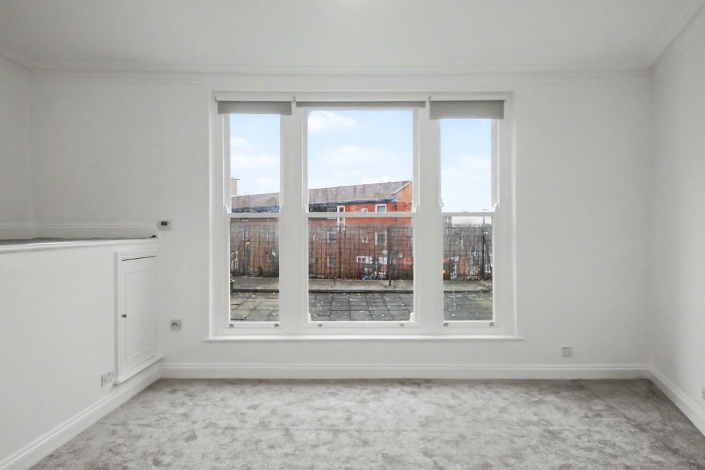 Property photo 3 of 11 3.Jpg