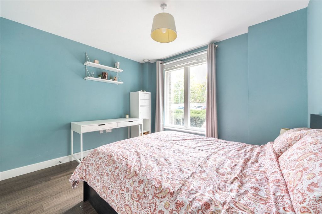 Property photo 3 of 14 Picture No. 11