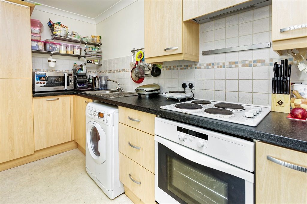 Property photo 2 of 6