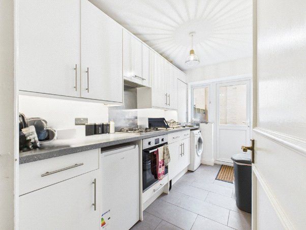 Property photo 2 of 14 Kitchen