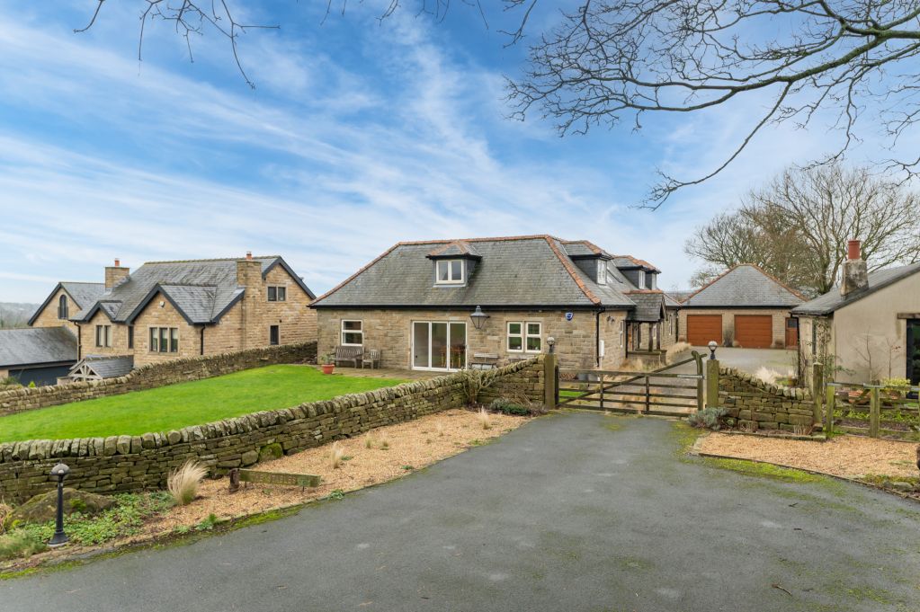 Property photo 1 of 66 Exterior