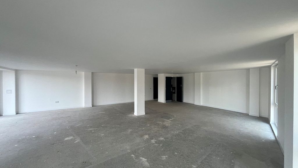 Property photo 3 of 5 Allied-Surveyors-Scotland-Retail-03