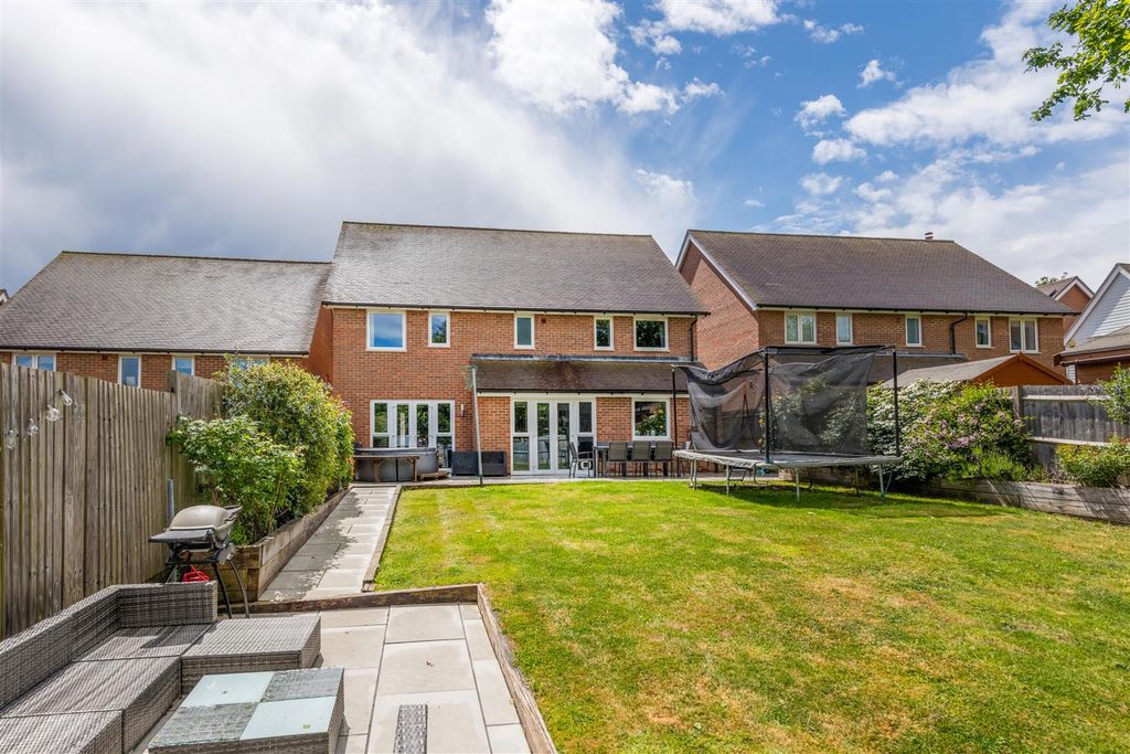 Additional image 4 of 4 bed detached house for saleLangmore Lane, Lindfield RH16
