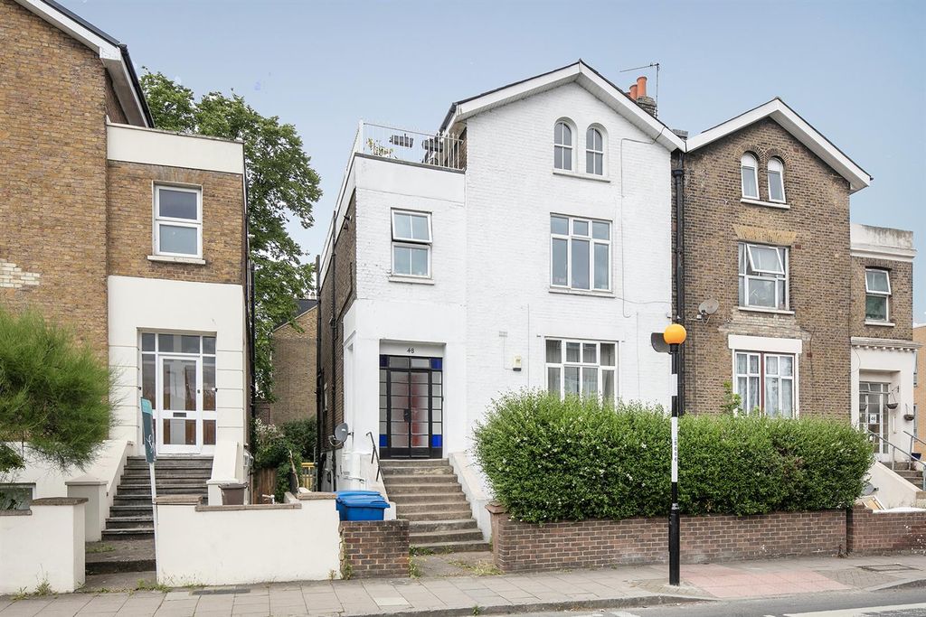 Property photo 1 of 22 3Y6A1237 - Sunny.Jpg