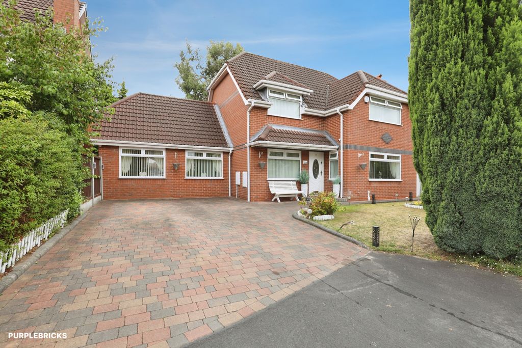 Property photo 2 of 37