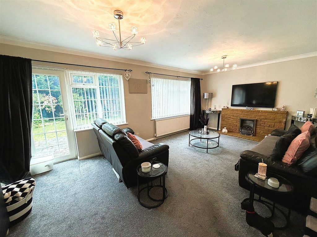 Property photo 3 of 12 12.Jpg