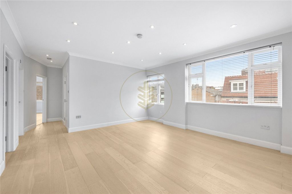 Property photo 1 of 15 Picture No. 14