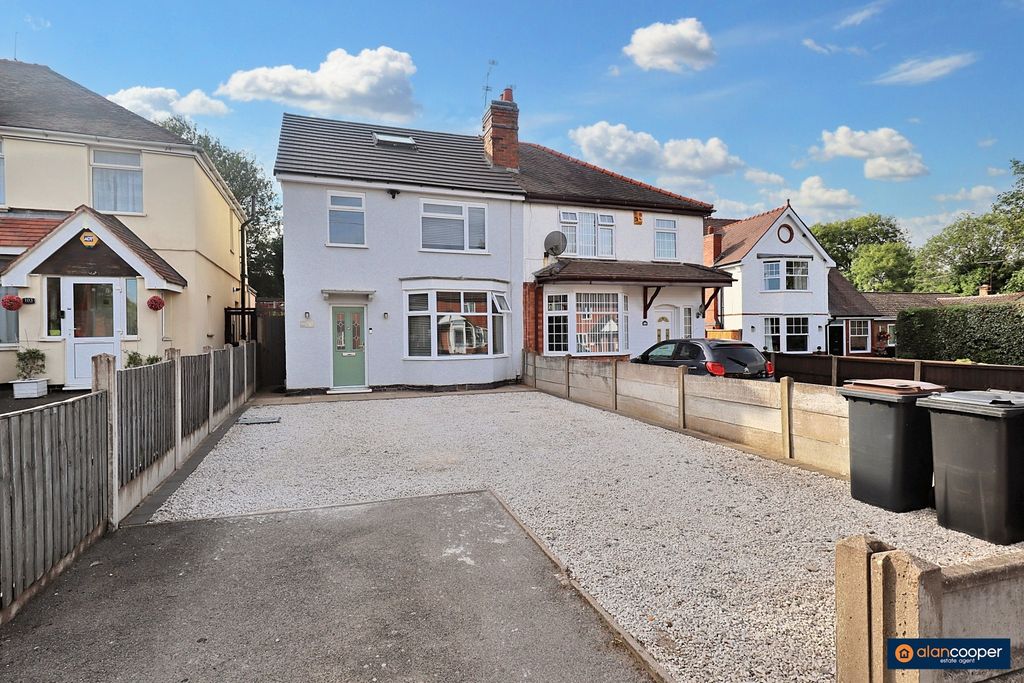 Property photo 1 of 32 3663552