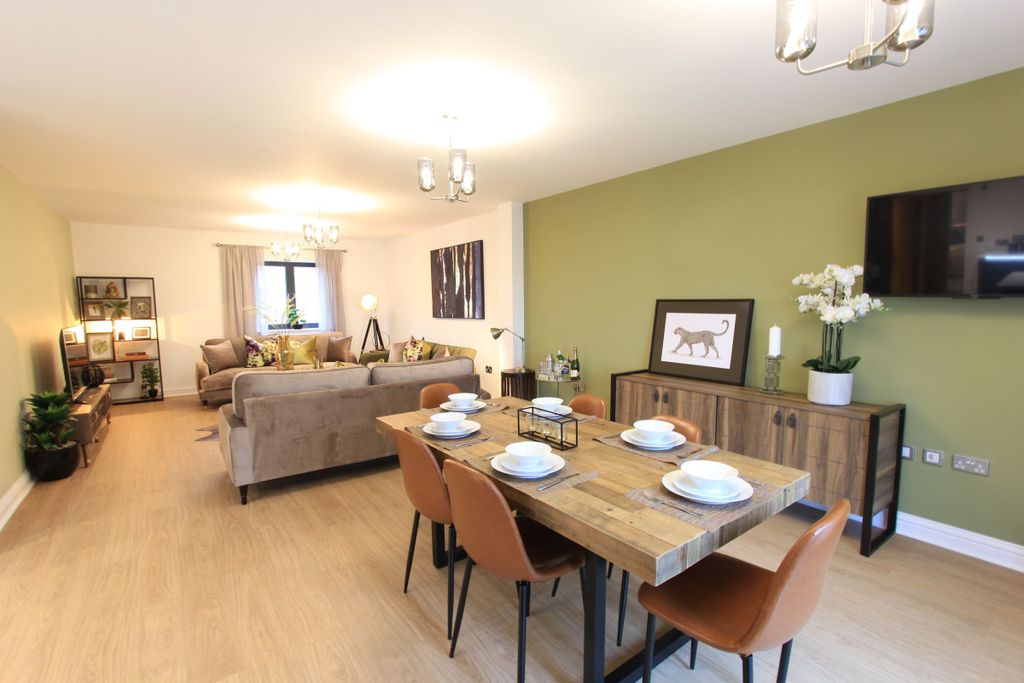 Additional image 7 of 2 bed flat to rentFlat, Cabot Mews, Braemar Avenue, Bristol BS7