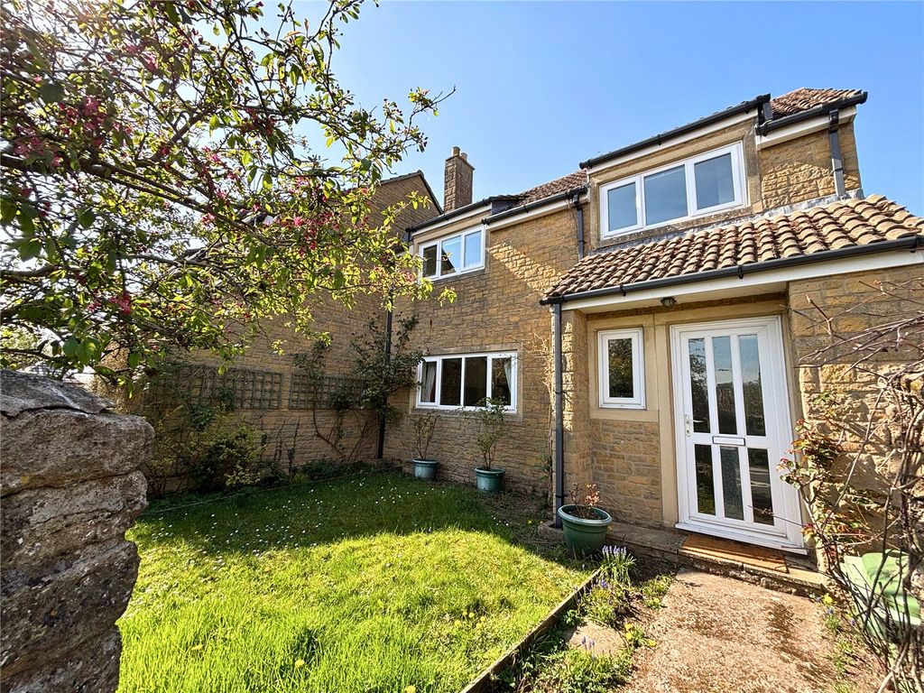 Property photo 1 of 12 Picture No. 18