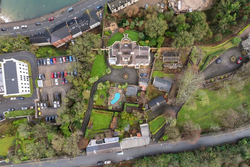 Property photo 2 of 59 Ravenscliffe