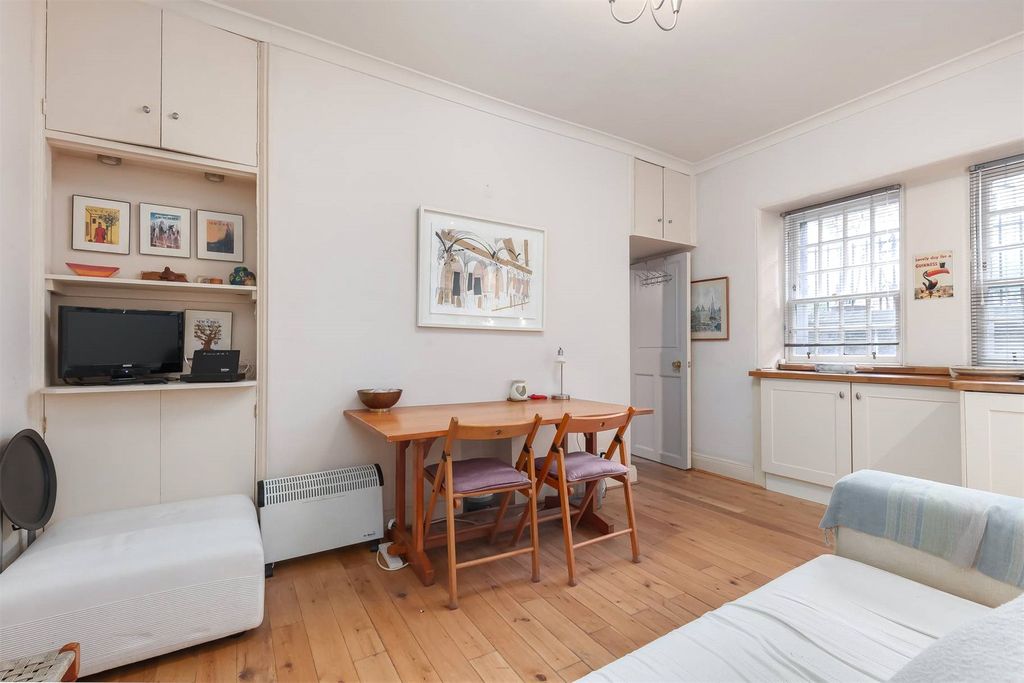 Property photo 2 of 20 Picture No. 02