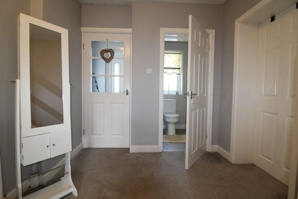 Property photo 2 of 13 Img_2209.Jpg