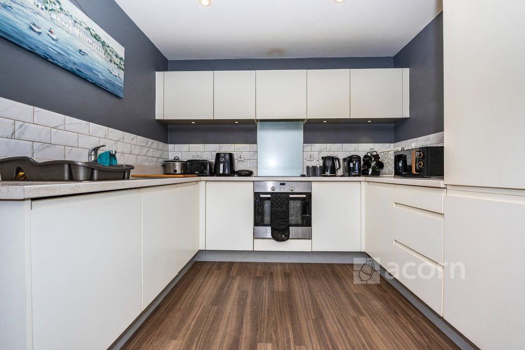 Property photo 3 of 17 Mzz_2567