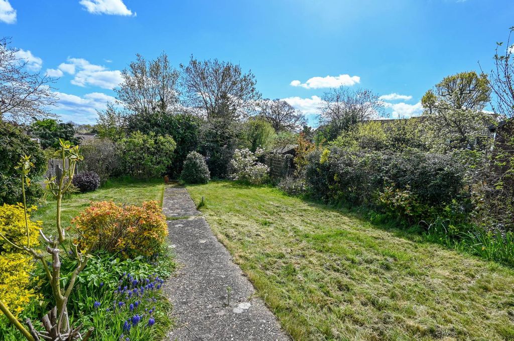 Property photo 2 of 6