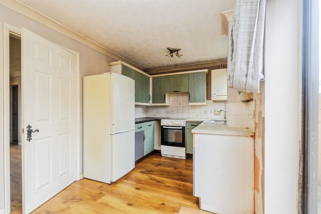 Property photo 3 of 15