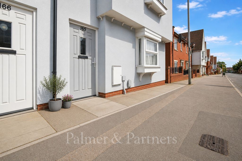 Property photo 1 of 11 Picture No. 05