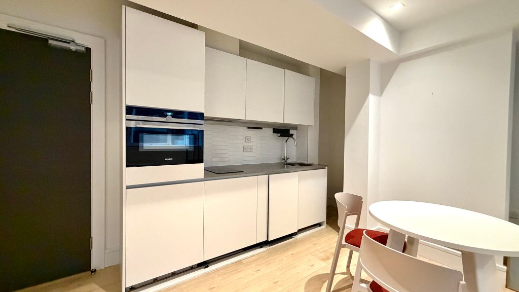 Property photo 2 of 19 Kitchen