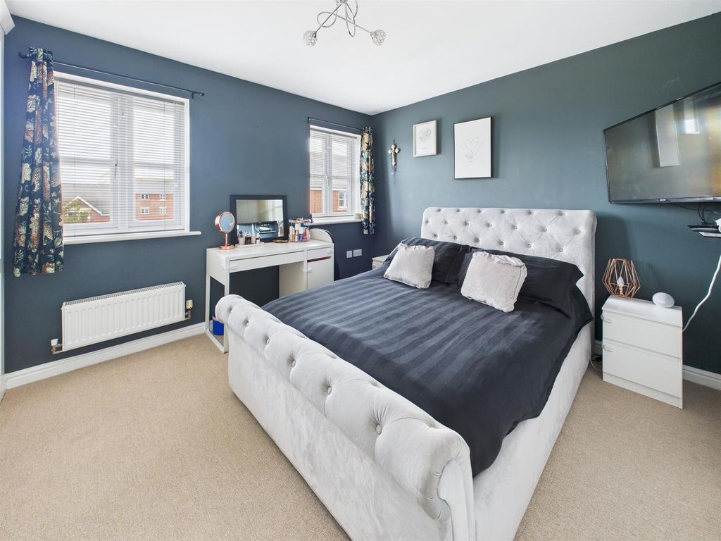 Property photo 3 of 22