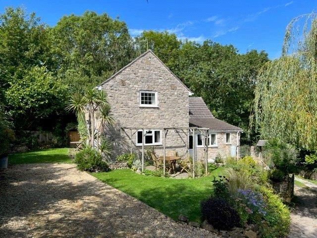 Property photo 1 of 13 The Property