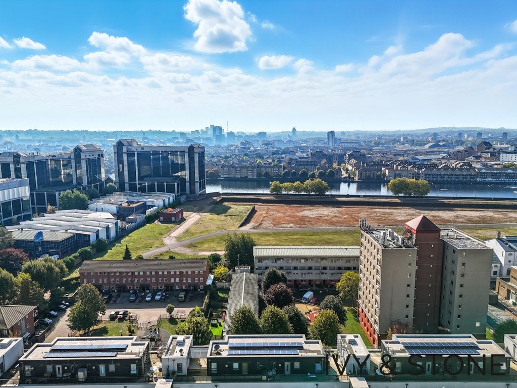 Property photo 2 of 34 4547561