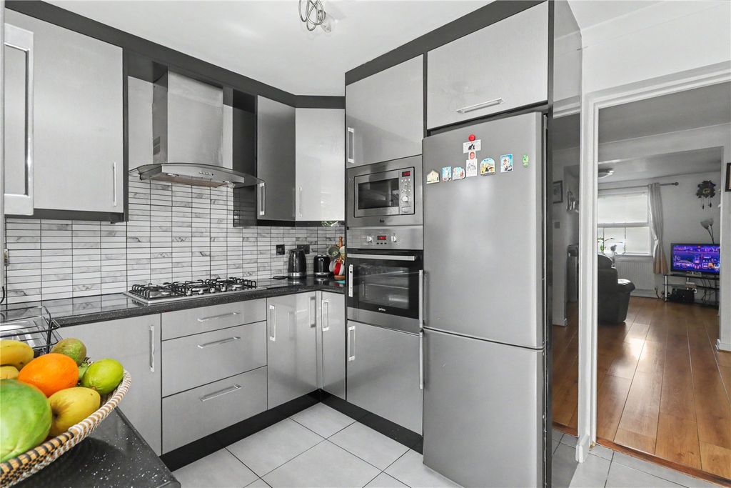 Property photo 3 of 14 Picture No. 05