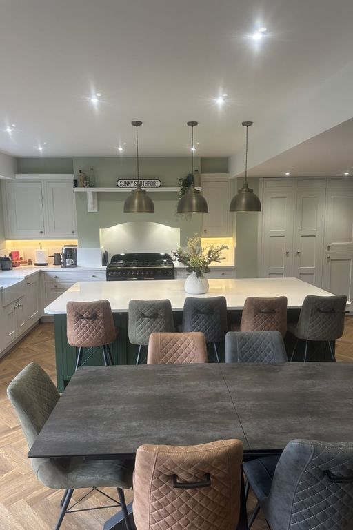 Property photo 1 of 38