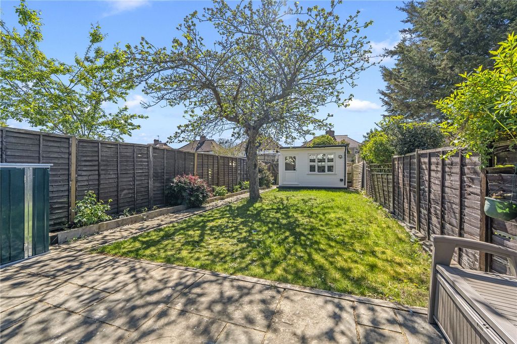 Property photo 2 of 11 Picture No. 22