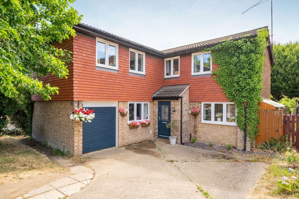 Property photo 1 of 13