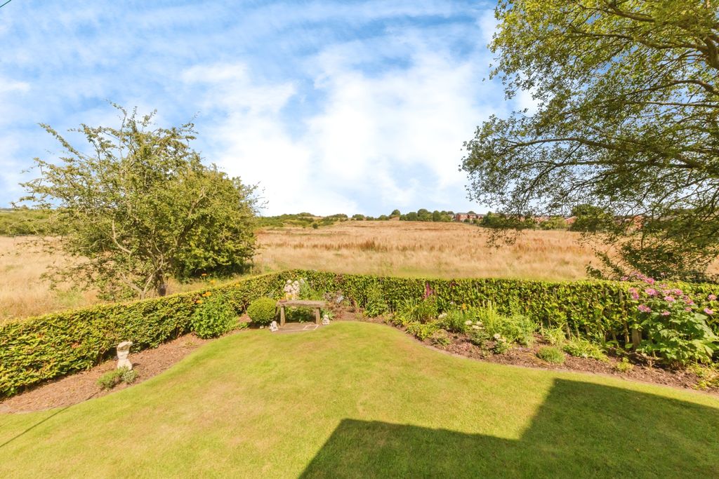 Property photo 3 of 20 258A9894