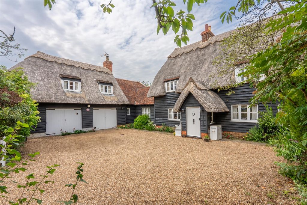 Property photo 1 of 32