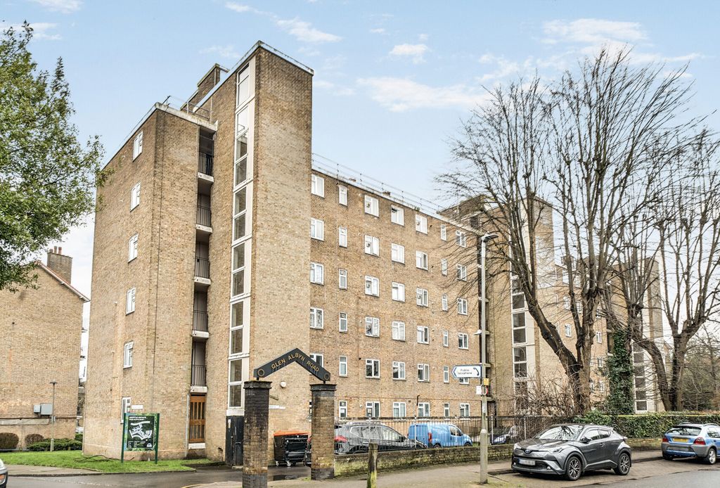 Property photo 1 of 8 1406698-2-6980893...