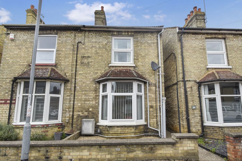 Property photo 1 of 13