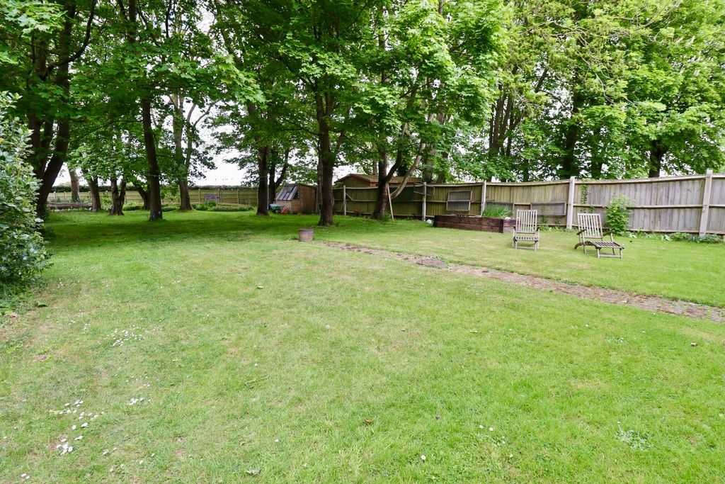 Property photo 2 of 31 Img_3514