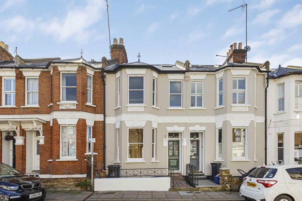 Property photo 1 of 7